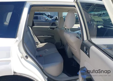 2012 Subaru Forester 2.5X Premium из США, поврежденный, VIN JF2SHADC0CH467440